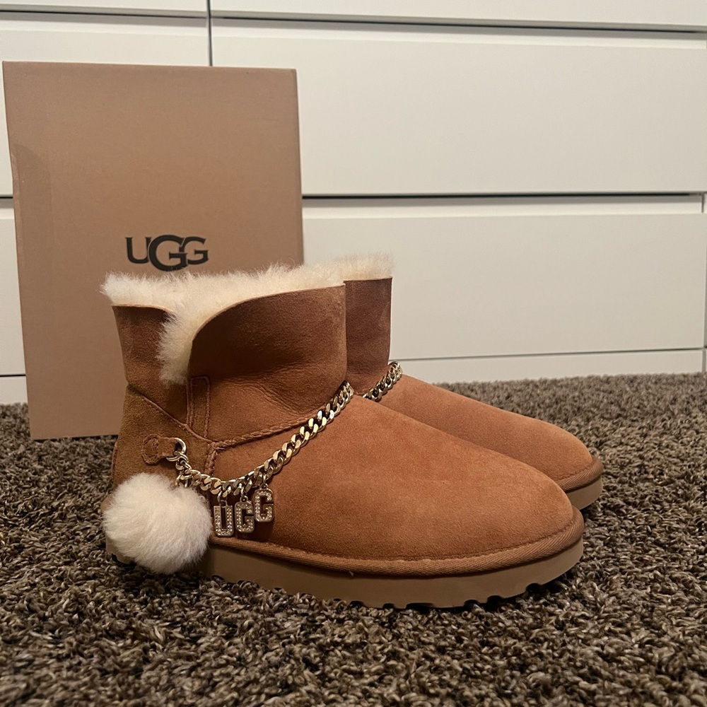 UGG mini charm boot